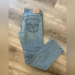 Levi’s Straight leg size 8 99% Cotton - Levi Denim Jeans size 8